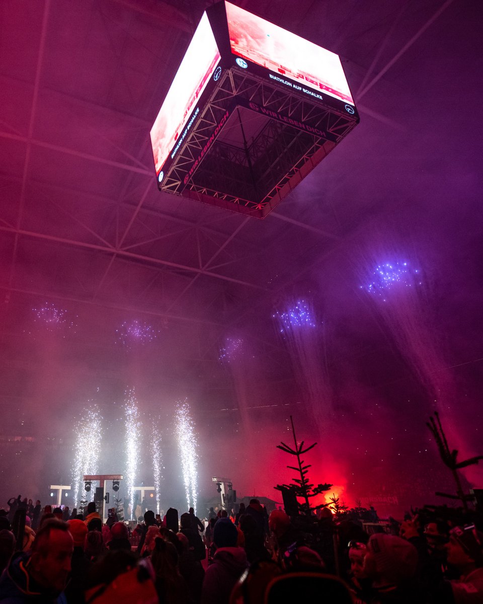 FROHES NEUES! Auf ein tolles Jahr 2023. Wir schauen natürlich schon mit großer Vorfreude auf den Dezember 😬