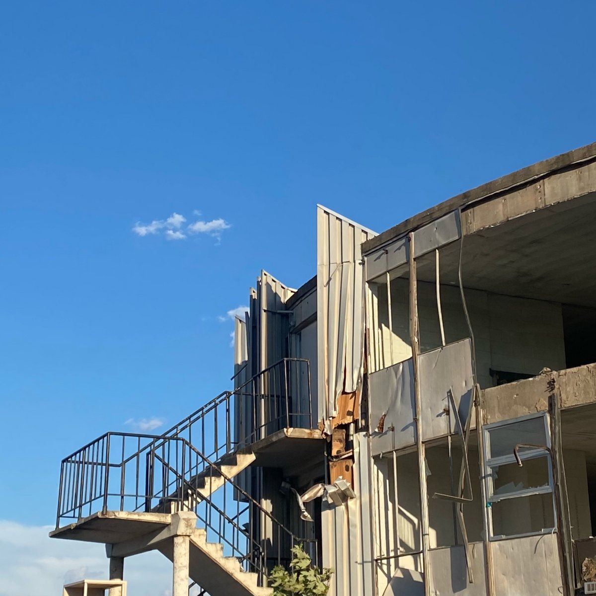 Incredibly proud of this music and everything we accomplished in 2022. Thank you for an unforgettable year Ben Squad ❤️

Anyways, I think we should announce a tour next month :)