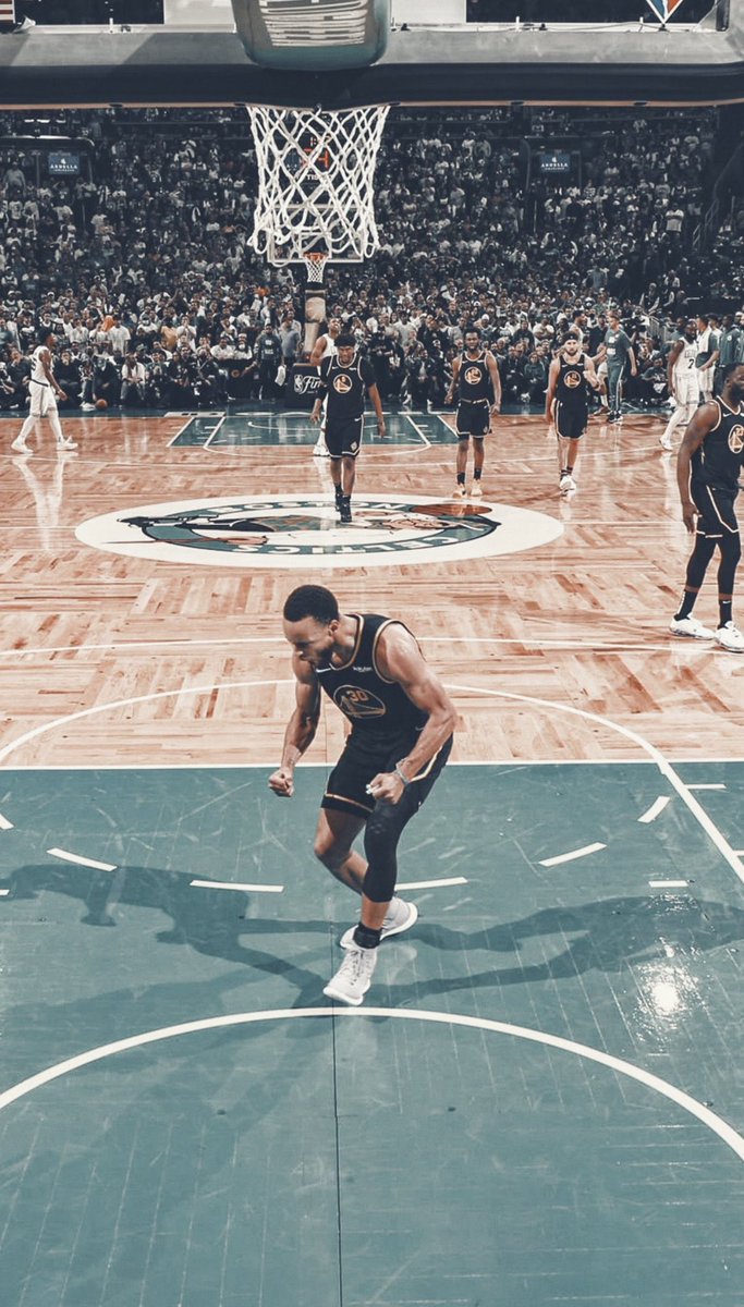DrGuru_'s tweet photo. Steph Curry had the coldest pics of 2022 🥶 https://t.co/flFxiJGPoz