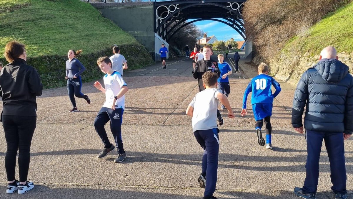 Great running session with <a href="/attleboroughabc/">Jon Dennis</a> yesterday followed by a manic game of football with all coaches and boxers getting stuck in. 
Stuff of legend 
⚽️🚑😆🥊
Thanks and well done all

m.facebook.com/story.php?stor…