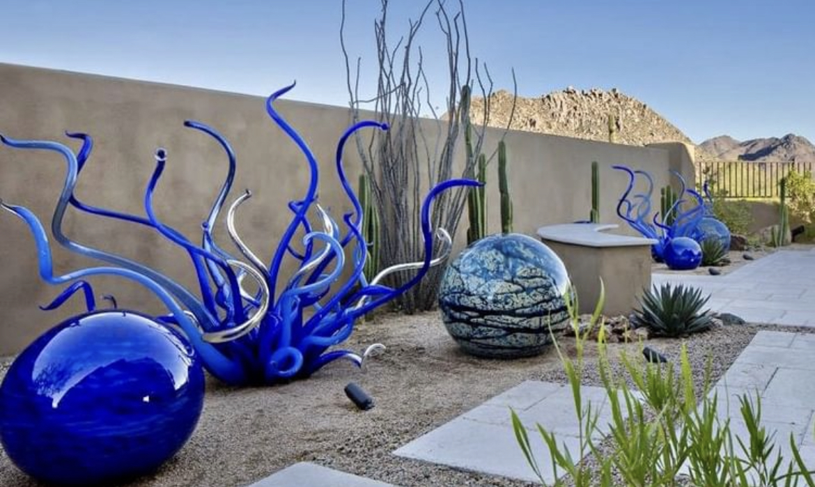 COLLECTING CONTEMPORARY LATIN AMERICAN &amp; LATINX
Jan 7 │ 1 pm │ASU Art Museum

Join us for a conversation moderated by ASU Art Museum director Miki Garcia on collecting and acquiring modern and contemporary art from the Americas.

Follow the link in our bio to RSVP.