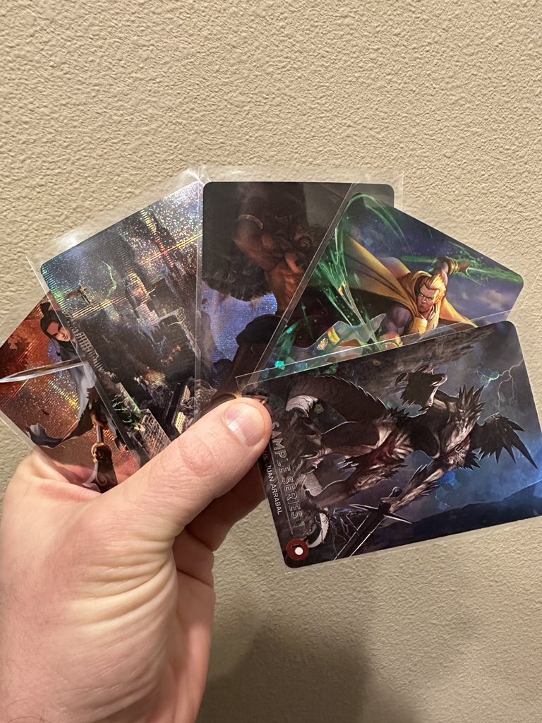 🚨 GIVEAWAY TIME! 🚨
We’re giving away FIVE of our SAMPLE SERIES cards to one person that…
✴️ RTs this post 
✴️ Is following us (<a href="/AlphaClashTCG/">Alpha Clash</a>) here on Twitter

Good luck!