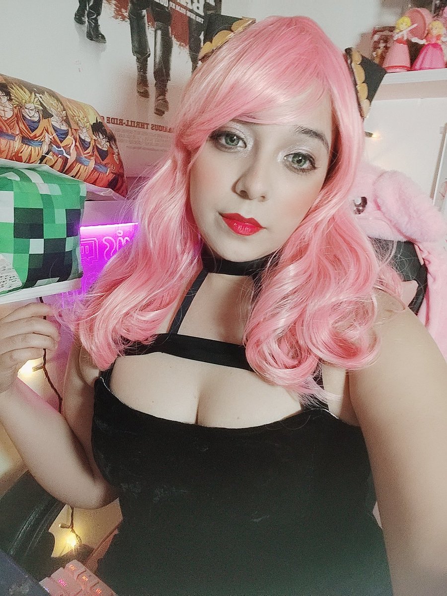 giovischan's tweet photo. Puedo ser tu waifu real 🌸 https://t.co/muRtze6ILG