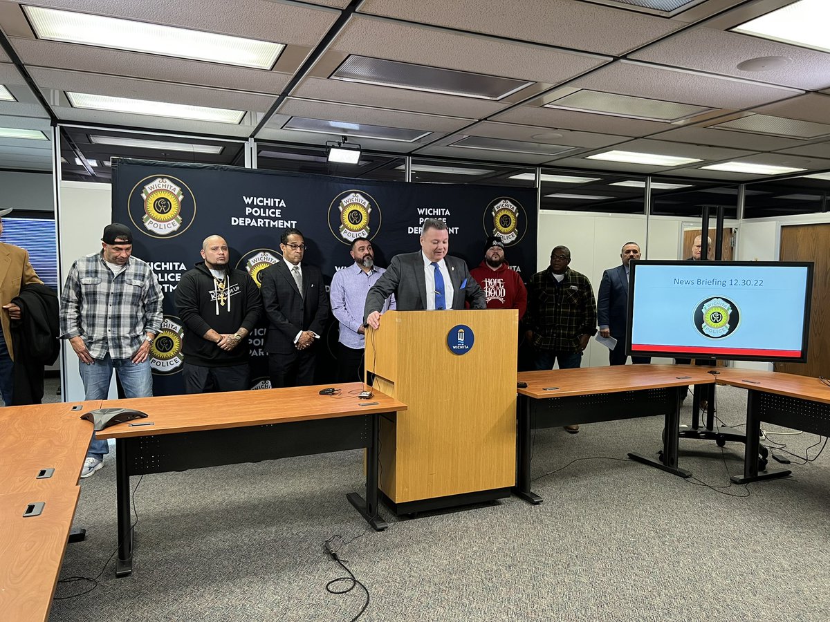 HAPPENING NOW: <a href="/WichitaPolice/">Wichita Police</a> Chief <a href="/Joe_p_Sullivan/">Joe Sullivan</a> is addressing the media on the recent increase in violence. There have been 6 gang related shootings this month. <a href="/KSNNews/">KSN News Wichita</a>
