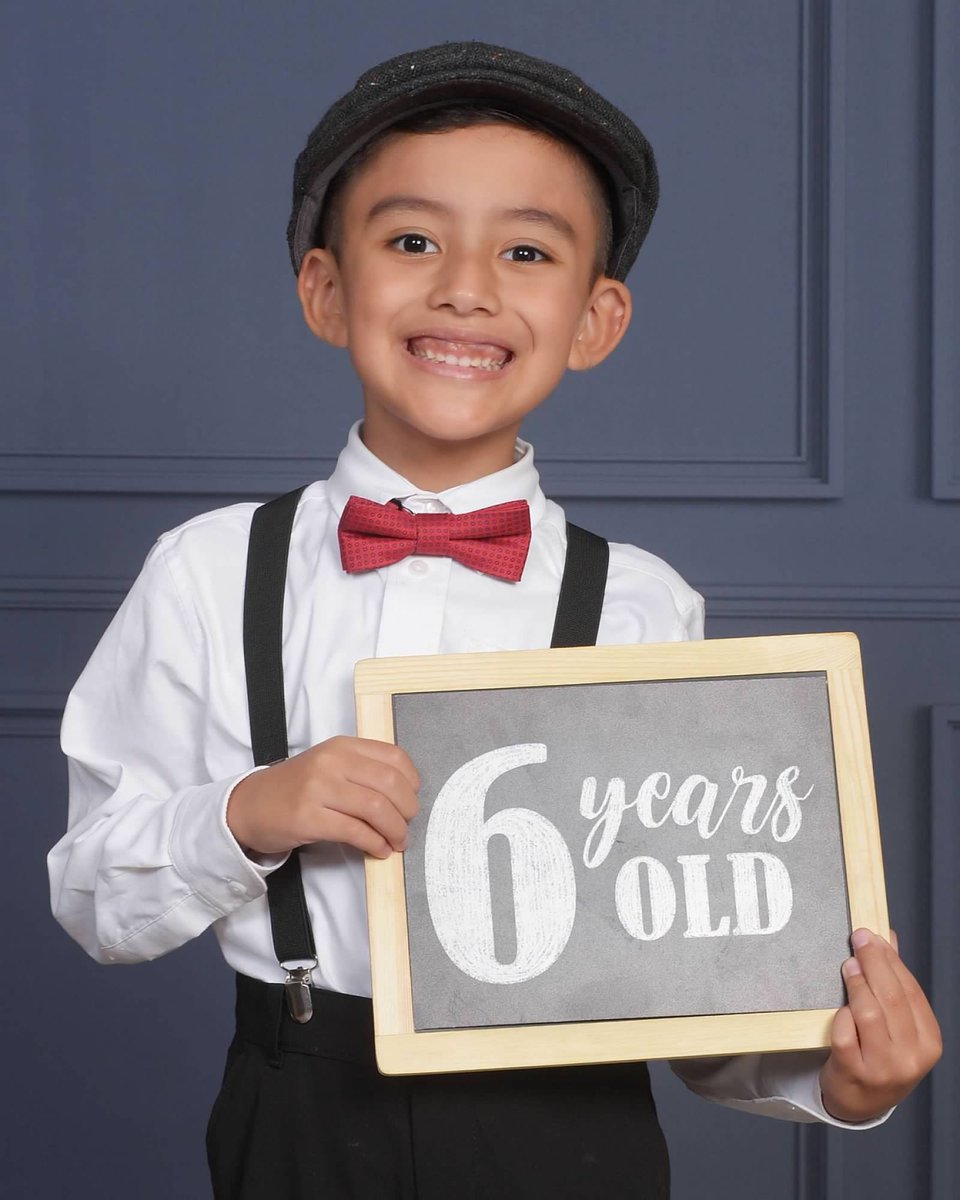CoachBurresch's tweet photo. Every day you are living proof that dreams come true! Happy birthday son 🥳🎂🎈I love you 💙 https://t.co/16yZ6RsqRt