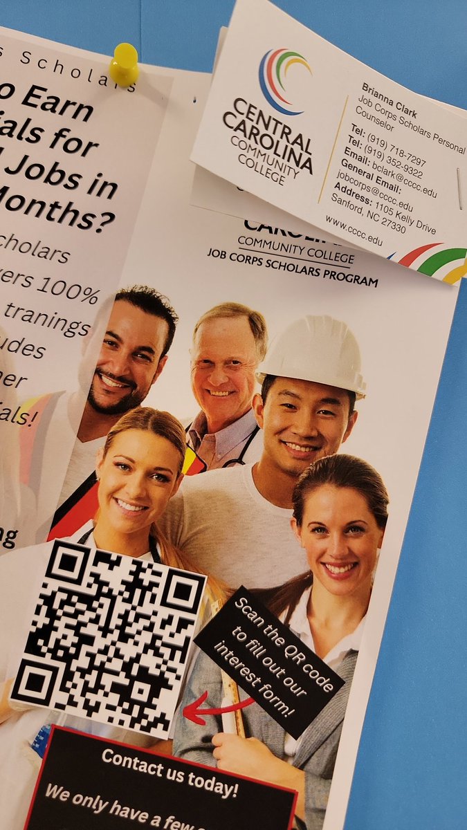 spookysharkbear's tweet photo. Got a good chuckle at finding Simu Liu just hanging out in my library 😂 https://t.co/sdgV1X8yDR