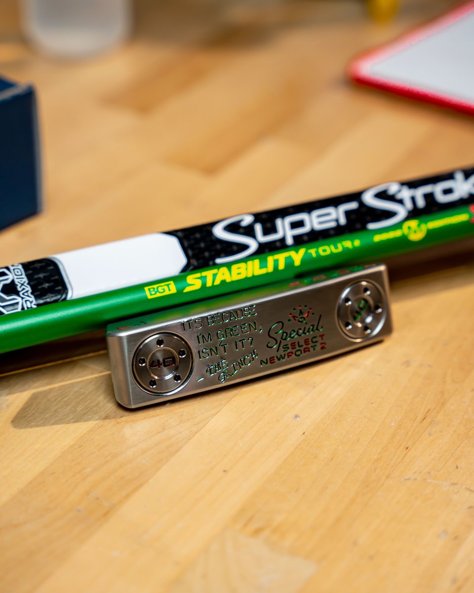 clubchampmedia's tweet image. 🚨 GRINCH GOLF GIVEAWAY 🚨 

For all the Grinches who are happy the holidays are over, we have a custom Grinch-themed @ScottyCameron putter for you! 

To enter: 
1. RT + Follow @TXGxCC 
2. Tell us your golf goals for 2023 👇🏻👇🏻