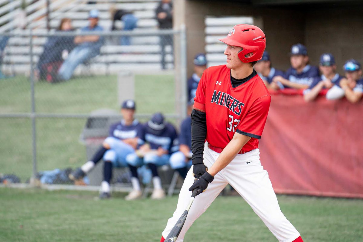 Ending 2022 with our first ever… 

🄰🅃🄷🄻🄴🅃🄴 🄾🄵 🅃🄷🄴 🅆🄴🄴🄺

Braxton Lyon- Academy member since DAY 1! 

2 time all stater for <a href="/PCHSBaseball1/">Park City Baseball</a>, hit .472 last year and won 5 games on the mound. Headed to Columbia Basin College next year!