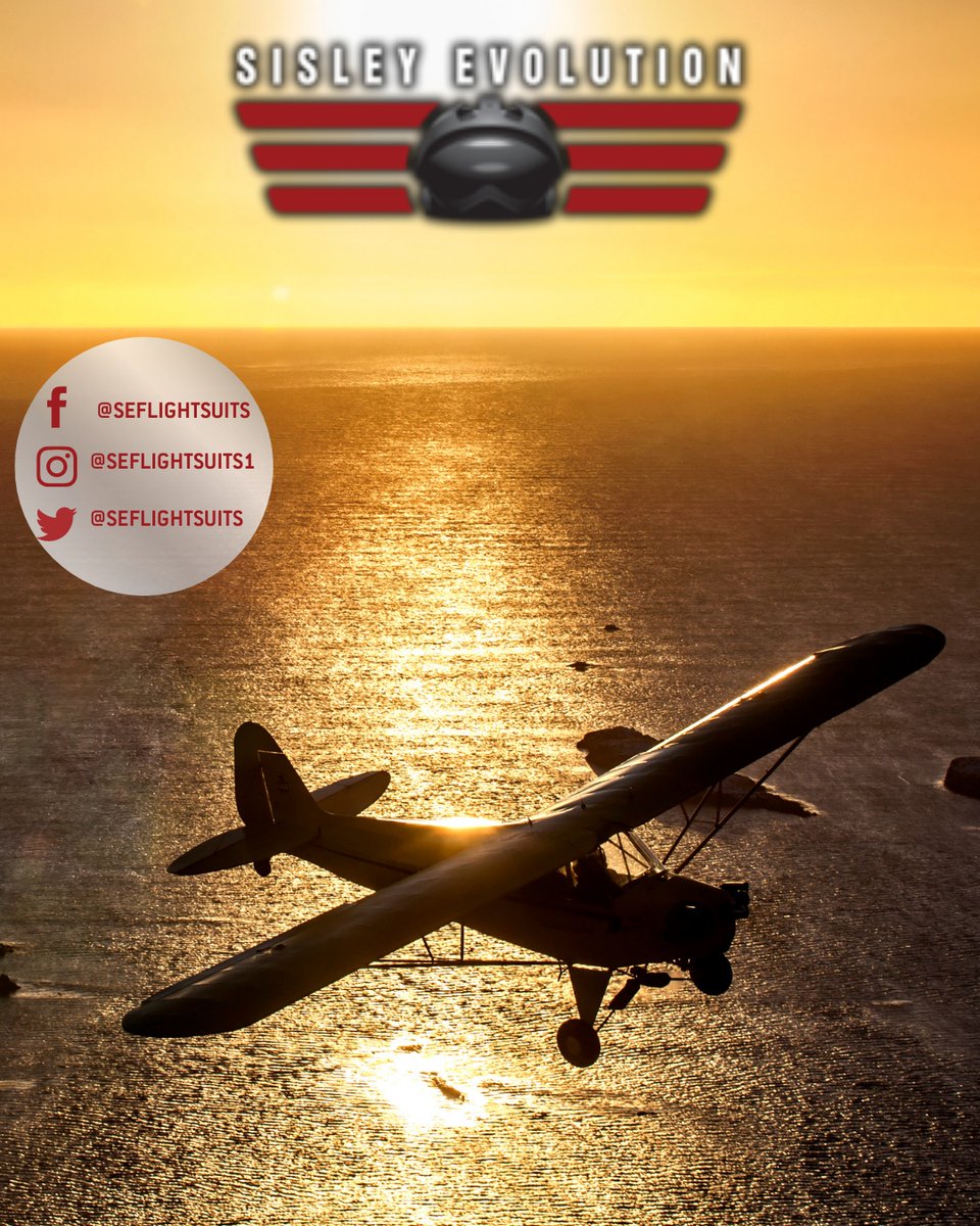 SEflightsuits's tweet photo. The sky always provides an incredible view, whether it's dawn or dusk. Fellow aviators, do you prefer the view in the early morning or evening?  #Sisley #Evolution #AVI #FlightSuits #USArmedForces #USArmy #USNavy #USAirForce #USMarines #USAirforce #USCoastGuard #USSpaceForce https://t.co/mSMR1mszDr