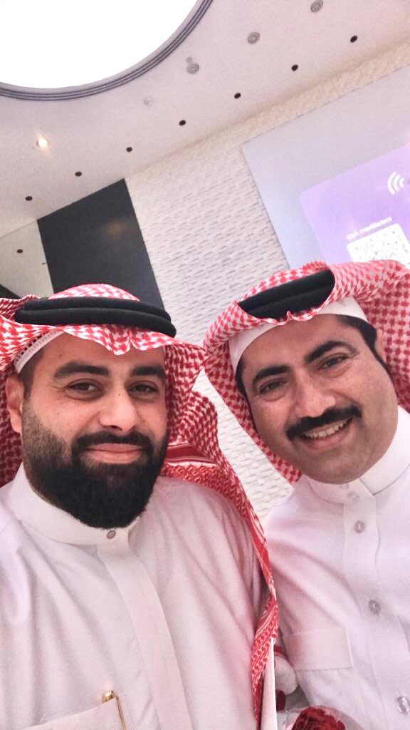 _mohammadatya's tweet photo. تشرفت بتكريمي من الصرح العظيم @ESU_University واختياري من ضمن الخريجين المتميزين في حياتهم المهنية لمسار ماجستير #إدارة_المشاريع ،ممتن لإدارة الجامعة وأعضاء هيئة التدريس وزملائي وزميلاتي النُخب من القيادات والكفاءات على الجهود وتقديم الدعم، لقاء ثري وملهم بمشاعر أخوية صادقة. https://t.co/zLwNLvYPdc