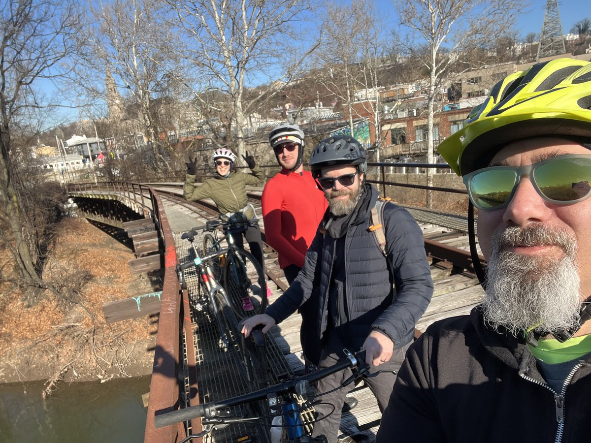 rdesign's tweet image. I try not to be this guy, because I’m of modest athletic distinction at best, but I’m proud of my 2022 improvement over 2021 and today’s ride was just perfect.