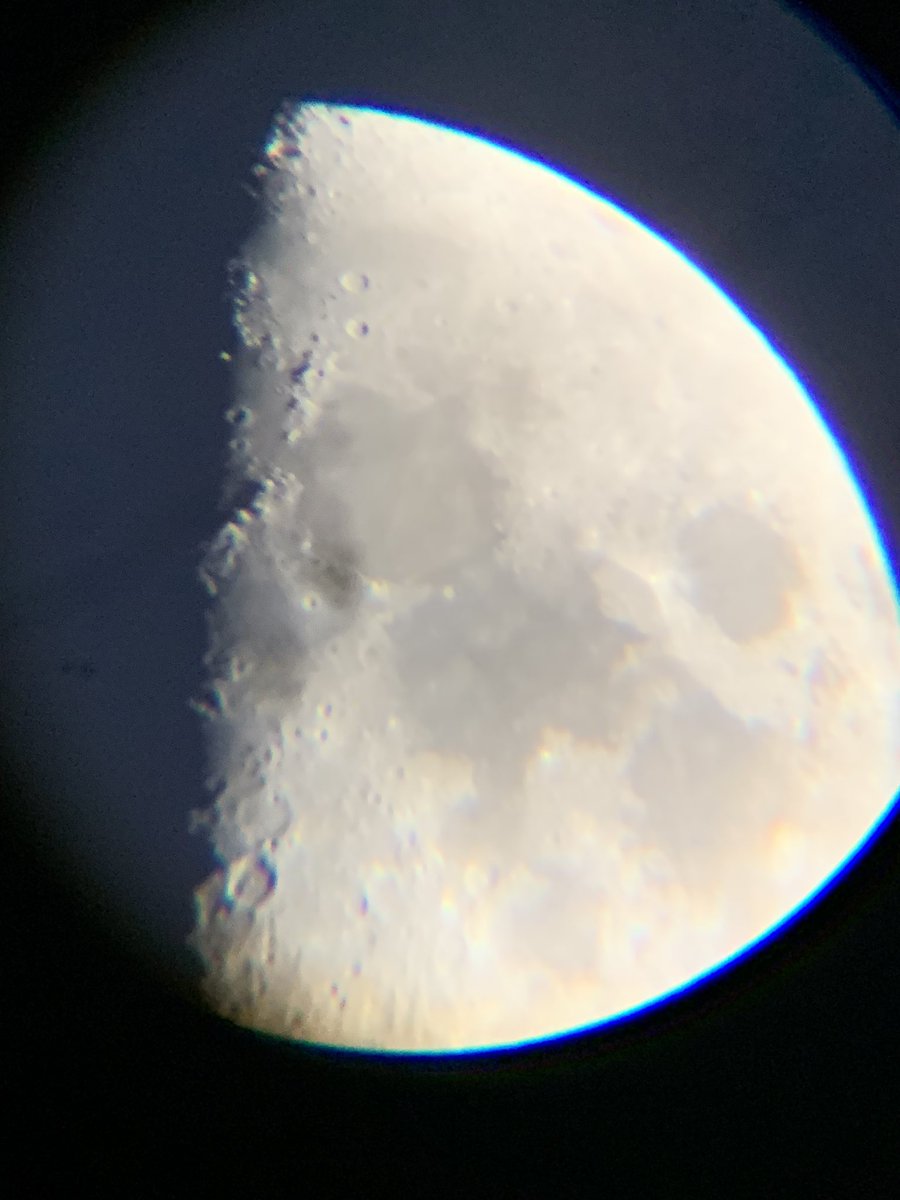 Emiliojemma's tweet photo. Segunda sesión de astrofotografia para novatos mejorada con adaptador para smartphone #astronomy #Astrophotography @onlyastrophoto @AstroAventura https://t.co/4TrEKj6SjS