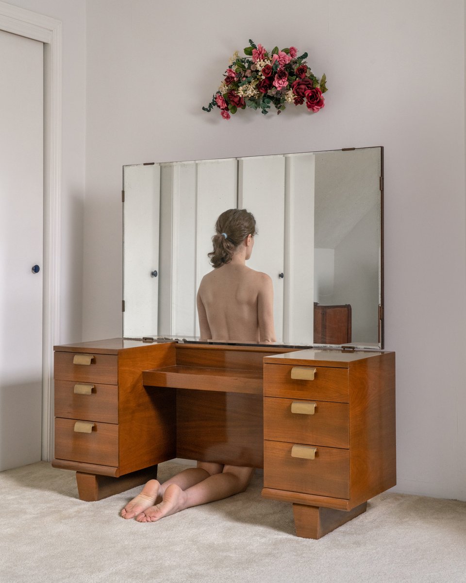 brokedidonato's tweet photo. my year as a bedroom artist https://t.co/mPJKNY0BsS