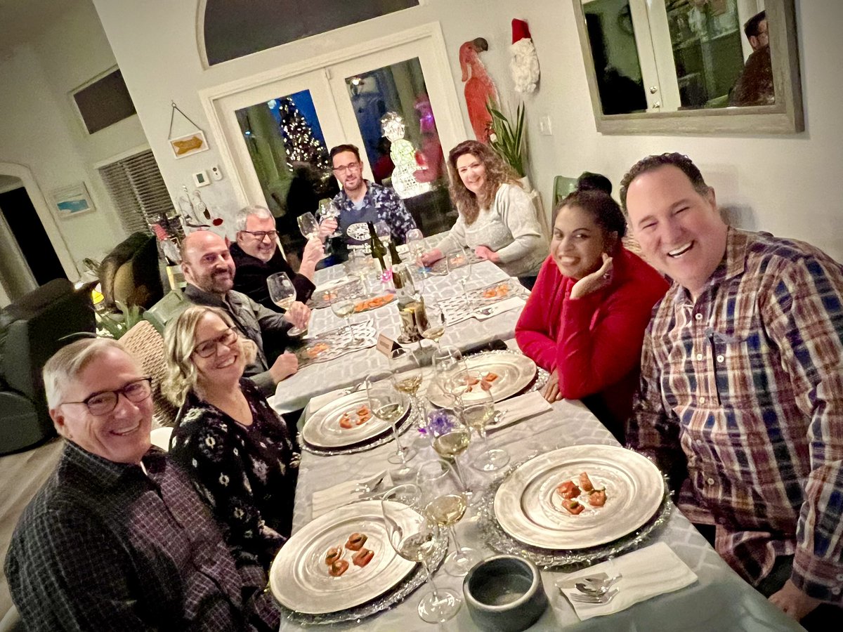 RoebuckSteve1's tweet photo. A fun #food and #winepairing #dinner at a dear friends house last night
#chardonnay #wineintheglass #culinary #foodiechats #foodandwine #winetime #winetasting #wineparty #winedinner #wine #foodie #eat #Burgundy #luxurylife #luxurylifestyle #sommchat #sommelier #winelovers https://t.co/9B8bG37x1l