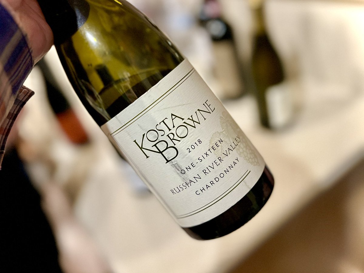 RoebuckSteve1's tweet photo. A fun #food and #winepairing #dinner at a dear friends house last night
#chardonnay #wineintheglass #culinary #foodiechats #foodandwine #winetime #winetasting #wineparty #winedinner #wine #foodie #eat #Burgundy #luxurylife #luxurylifestyle #sommchat #sommelier #winelovers https://t.co/9B8bG37x1l