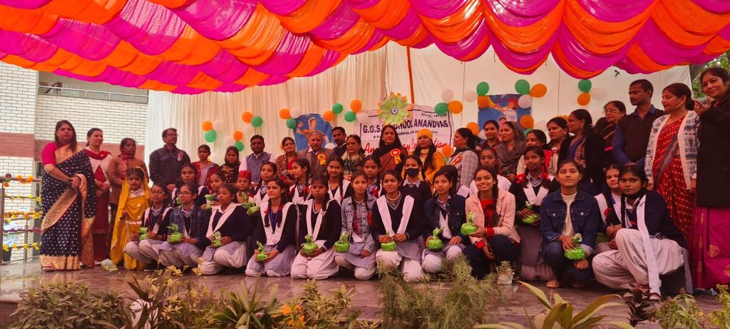 hos1411038's tweet photo. Showcasing our excellence on 
ANNUAL DAY ( 30.12.22)
@GGSSS ANANDWAS 1411038
Participation of students 
Prize distribution 
Annual report 
@gupta_iitdelhi @Dir_Education
@ministryofeducation
@PbpandeyB
@SCERT2021 https://t.co/DL8SYhxgdT
