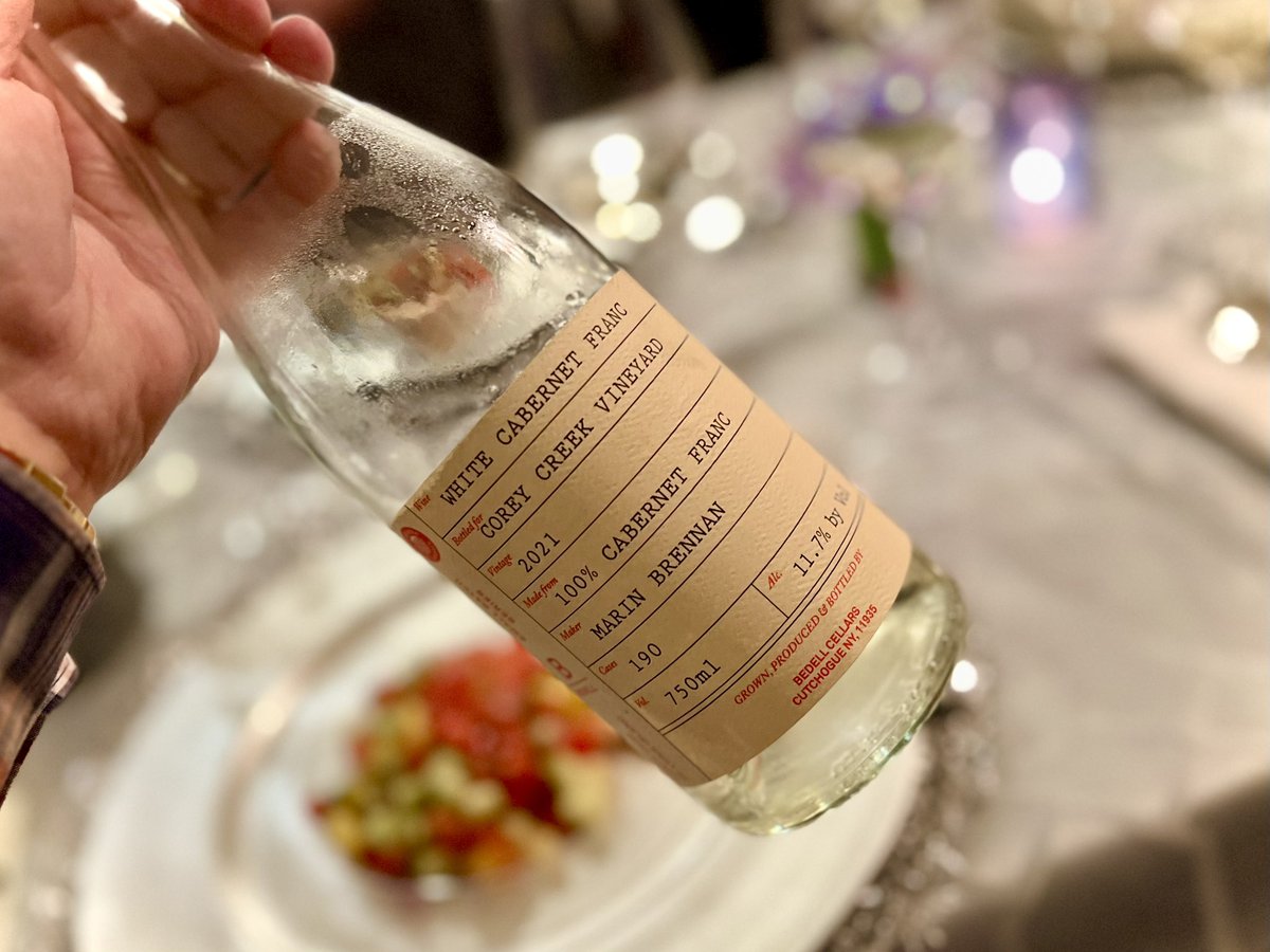 RoebuckSteve1's tweet photo. #winepairing with friends last night
#culinary #delicious #Dinner #eat #food #foodandwine #foodie #foodiechats #foodies #lifeisgood #luxurylifestyle #sommchat #sommelier #wineintheglass #winetime #winetasting #wineparty #winelovers #winedinner #wineandfood https://t.co/8LsekN2Rhm