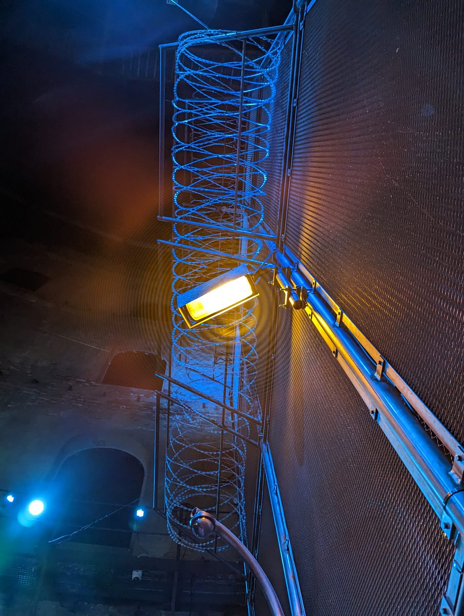 Kati2421's tweet photo. Heute im #panometer #leipzig zur Ausstellung NY 9/11  gewesen.
Nur ein paar bildliche Eindrücke. https://t.co/A77cdkl5wA