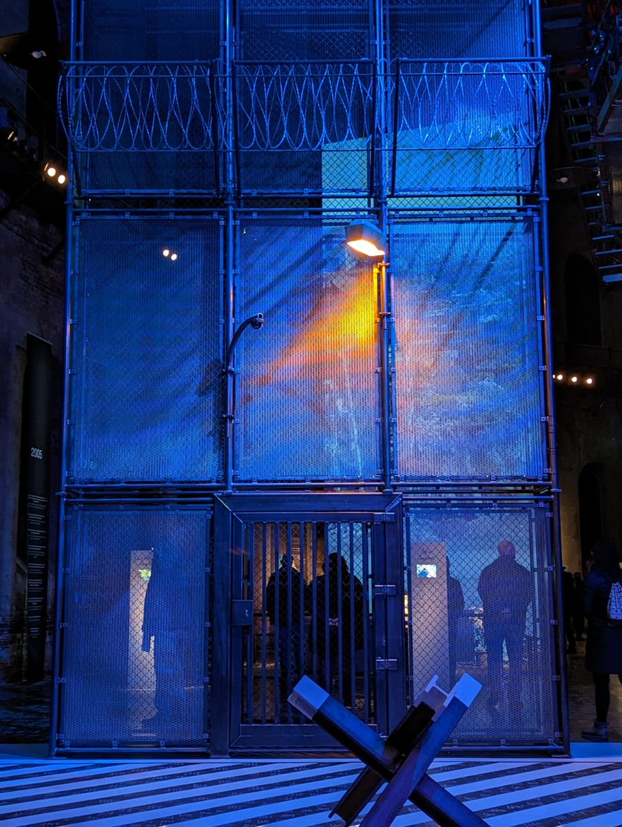 Kati2421's tweet photo. Heute im #panometer #leipzig zur Ausstellung NY 9/11  gewesen.
Nur ein paar bildliche Eindrücke. https://t.co/A77cdkl5wA