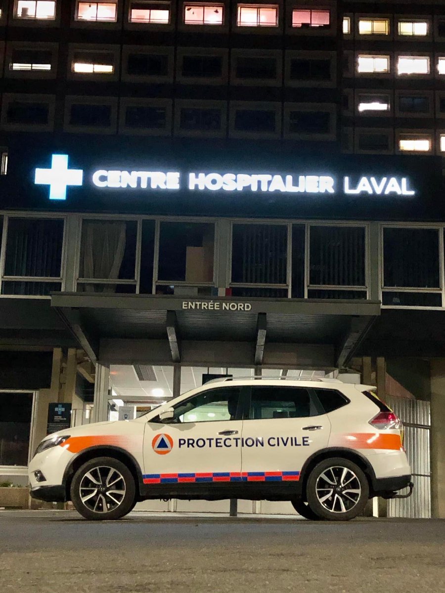 ProtecCivile53's tweet photo. [MOBILISATION] 
Pour ce dernier week end de l’année 2️⃣0️⃣2️⃣2️⃣ se sont plus 1️⃣6️⃣ #Bénévoles qui seront mobilisés pour #AIDER &amp; #SECOURIR 24h/24 auprès du @CHLaval53 #SAMU53.

@Prefet53 @ars_pdl @Laval_la_Ville @FBercault @ProtecCivilefr @guillaumegarot @yfavennec @Bannier_G @AMF_53 https://t.co/nt79P4HDmr