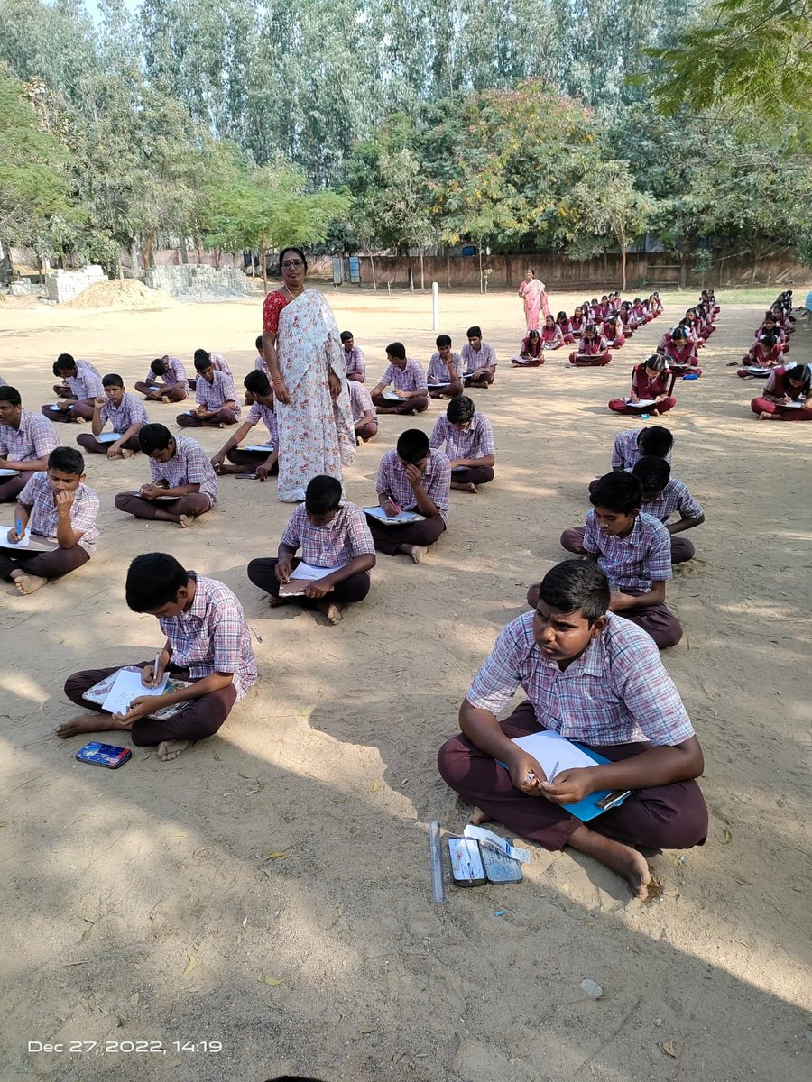 Essay writing on account of NTD <a href="/TeachersDay3Jan/">National Teachers Day</a>