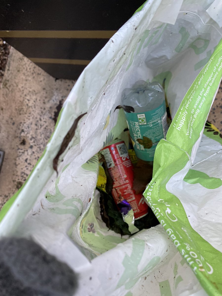 AJCathcart's tweet photo. Took a dander to a wet Balloo Wetland this afternoon. Such a nice spot. Undertook a 2 minute litter pick and filled half a bag. Most litter was around the picnic tables with a bin just meters away. It is not hard to help protect this nature reserve. #UseABin https://t.co/ZQMsBPWCDH