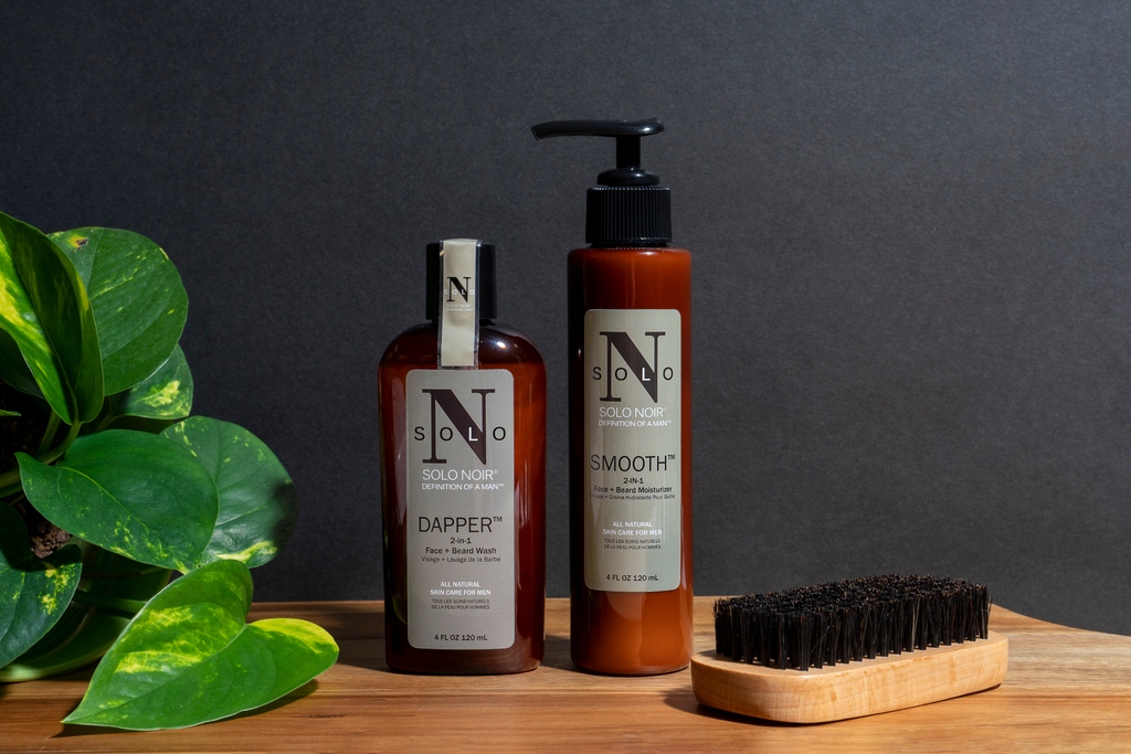 SoloNoirforMen's tweet photo. Streamline your grooming regimen with DAPPER Face + Beard Wash and SMOOTH Face + Beard Moisturizer.
#blackmensskinscare #menofcolor #mensskincare #mensskincareproducts #mensskincareroutine #mensskincareline #blackmensgrooming #blackmensbeard #blackmensbeardtips https://t.co/LjlZbjSpv9