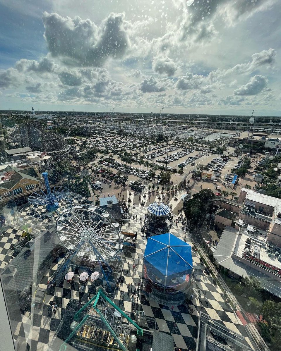 KemahBoardwalk's tweet photo. The view from the Boardwalk Tower is pretty incredible. π’ π
See it for yourself on your next trip to the Kemah Boardwalk.
#kemah #kemahboardwalk #kemahtx #kemahtexas #kemahaquarium #kemahaquariumrestaurant #houstonblogger #houstontx #houstonfoodies #fun #gulfofmexico https://t.co/rsni8ad8M9