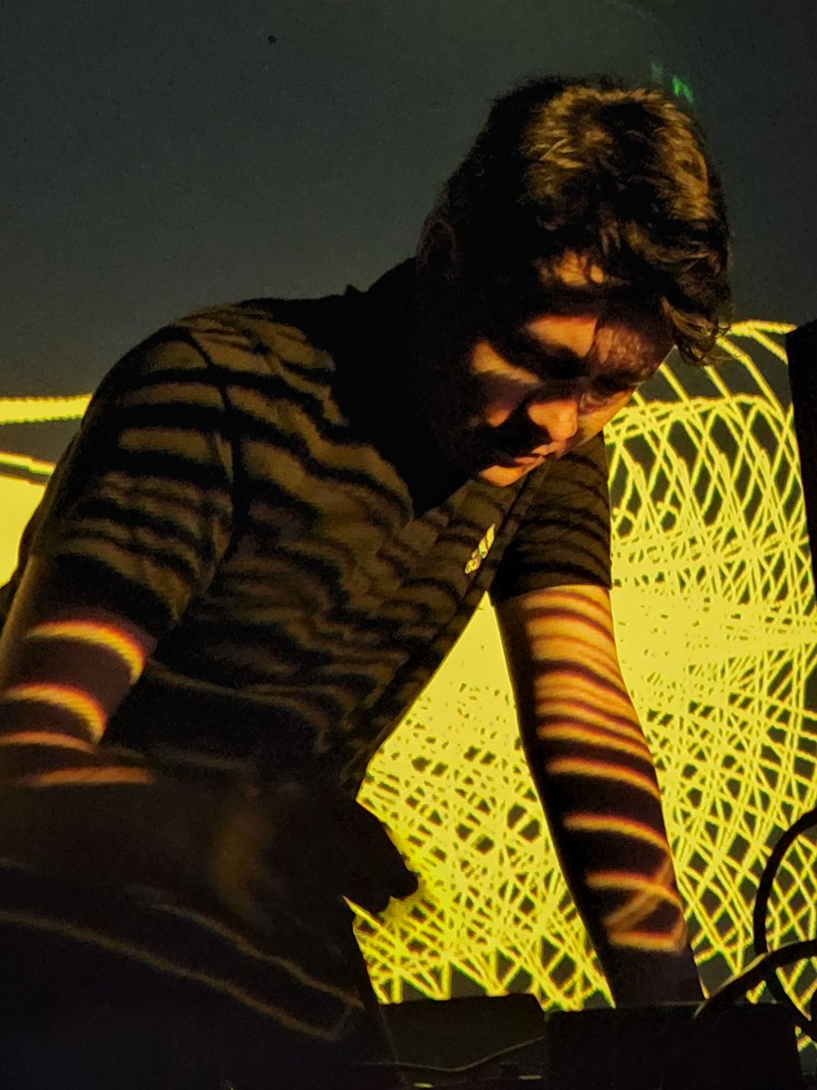 painter_canvas's tweet photo. Thank you for the great year and the countless opportunities. Meeting many incredible people has led me to experience many new things.

Everything from playing material live for the first time to working with such amazing labels have been just a few of many highlights. https://t.co/V9ZuSt5XLg