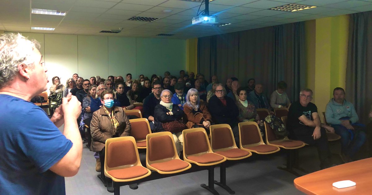 m_mrdc_'s tweet photo. #EstaPasando Asamblea Informativa #QuePasaConMularroya #MularroyaNo #Calatayud #Embid #Paracuellos #Sabiñan #Mores #Purroy #Chodes #Arandiga #Ricla #Morata https://t.co/0kW1bnSvMH