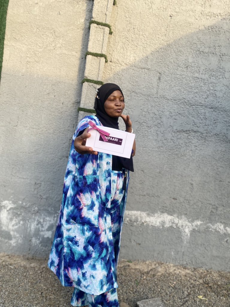 AjokeOnifaari's tweet photo. I created a community for small business owners 5 months ago, Today we had our first hangout in Ilorin 💜 https://t.co/8yGvrw0Kxj