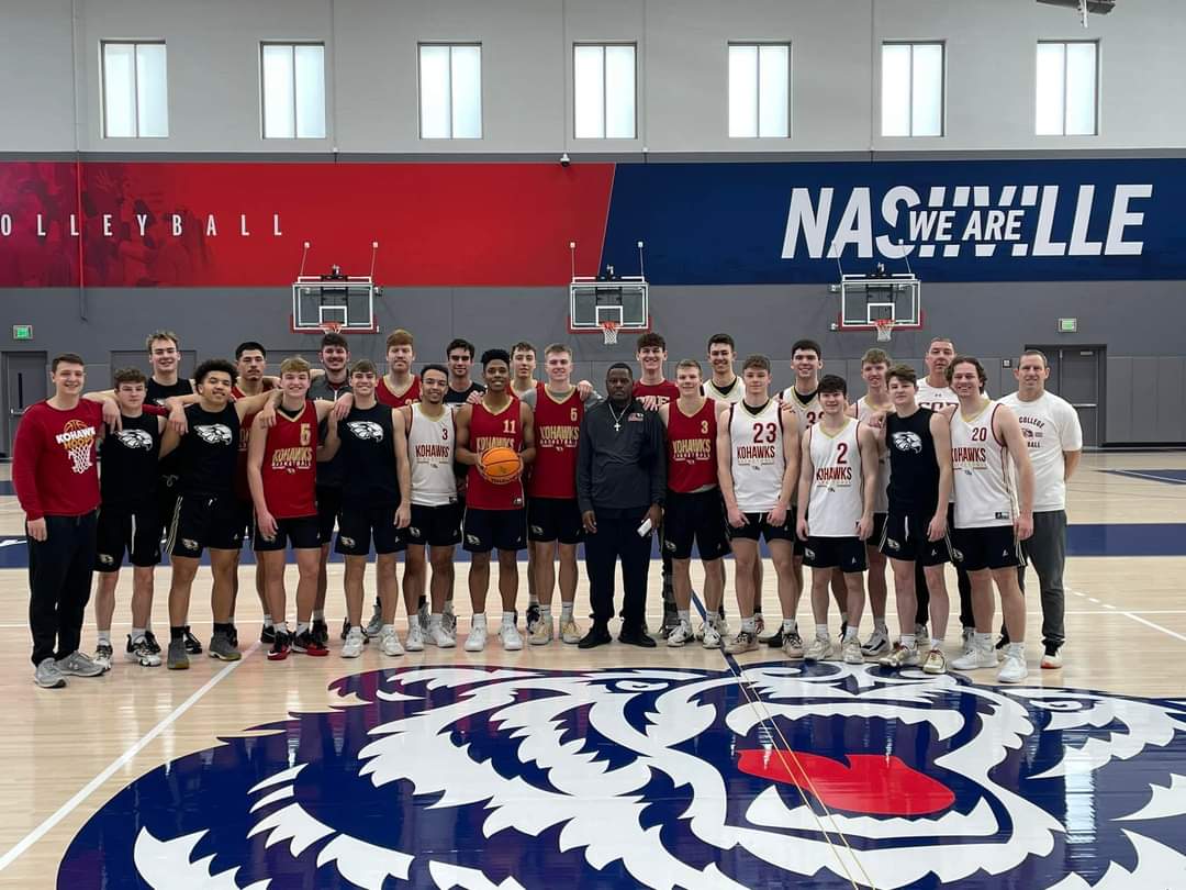 What a wonderful group of young men and coaches, love these guys. Thanks for blessing me to be apart of this staff and team. Last day practicing at Belmont Univ, nice facilities. Thanks to the Belmont staff, let's go Kohawks...