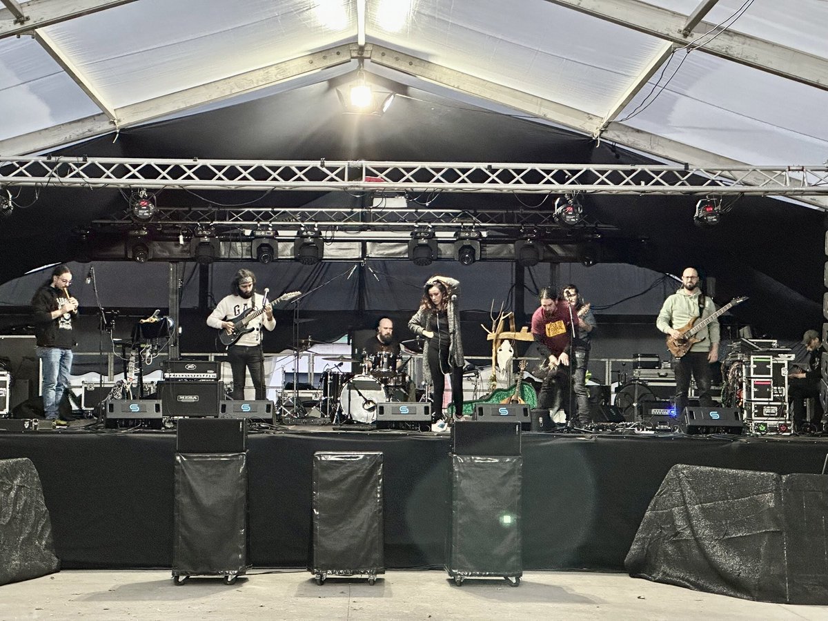 proba de son de MILETH🤟🤟🤟
#onme #onmeproductions #onmeprodutoragalega #onmeproducciones <a href="/CalloFest/">Callo Fest</a>