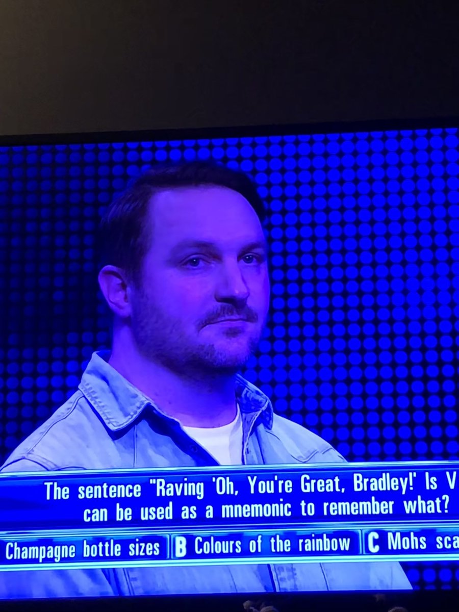 TommyPhilbin1's tweet photo. @PaulSmithJnr Done well on your cash builder mate 👏🏼😅 #TheChase https://t.co/TvLonRpbRd