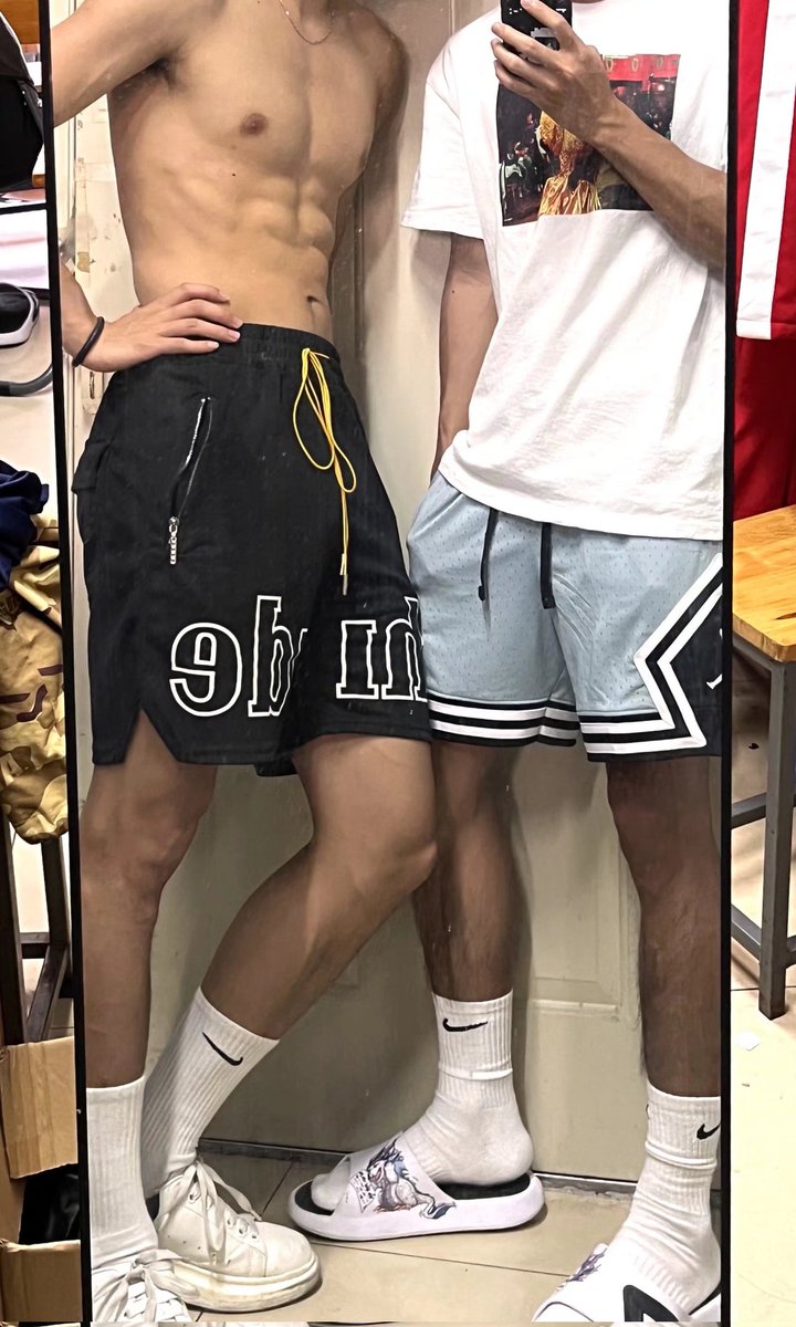 体院直男top tweet media