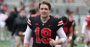 GrizzlysCatalan's tweet photo. Les Grizzlys Catalans recrute un Quarterback des Buckeyes d’Ohio State. - https://t.co/TlsmuzZIyX

Jagger LaRoe est un jeune quarterback de 22 ans d’1m93 pour 102kg né à Colleyville au Texas, il a joué pour deux lycées (Bishop Lynch HS et Colleyville Heritage HS), il a... https://t.co/vf1T65UZTu