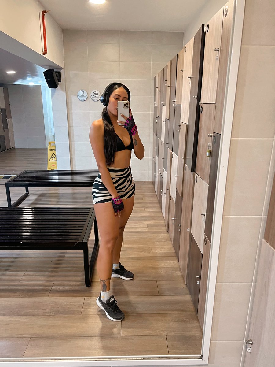 NataG02's tweet photo. Terminando el año como me gusta❣️💪 https://t.co/xhVJl1j8DY