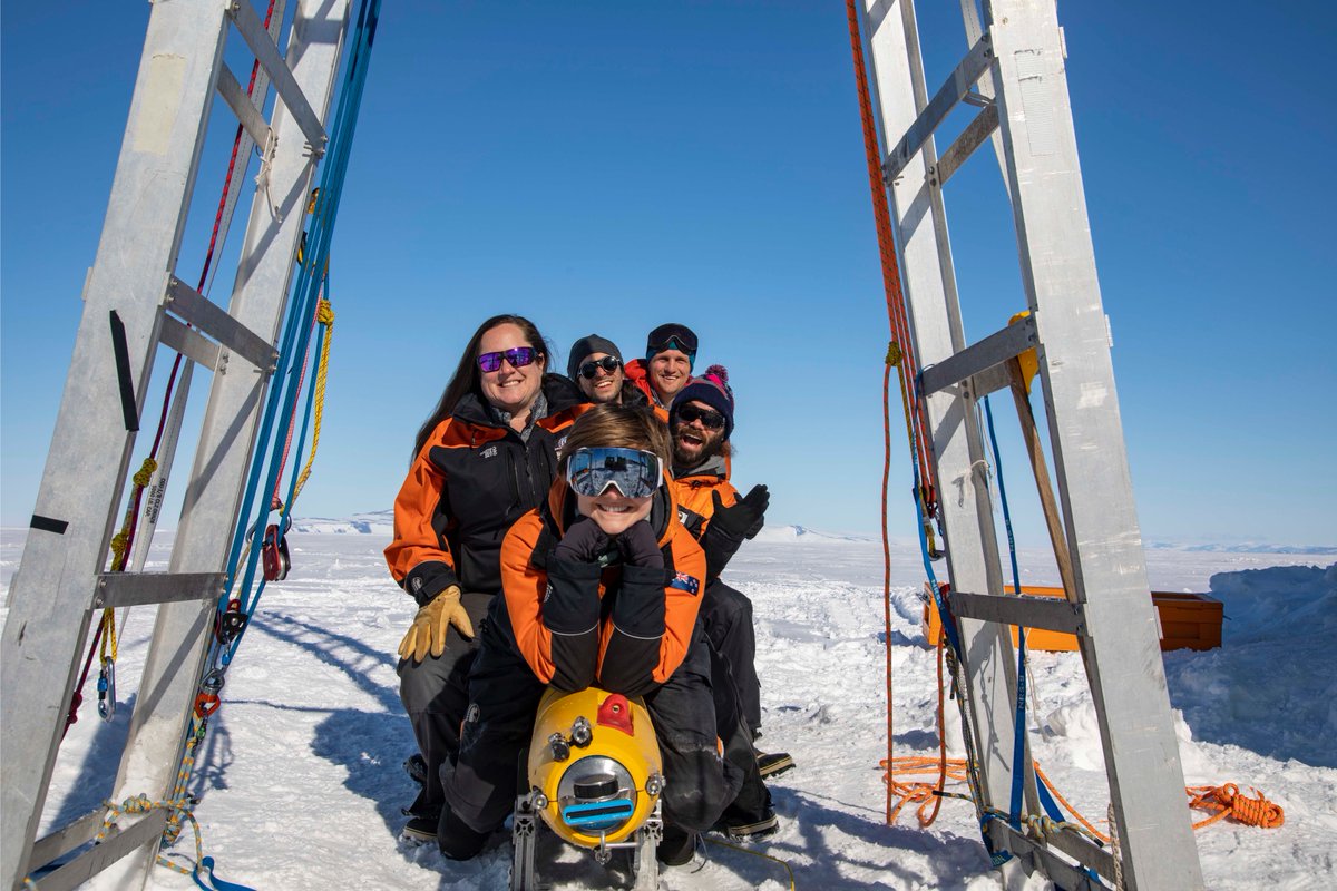 IcefinRobot's tweet photo. @rbr_global Here's Icefin's favorite #RBRmemories glamor shot with the RBRlegato³ C.T.D outside Scott Base, Antarctica. https://t.co/gcBeHfbBtU