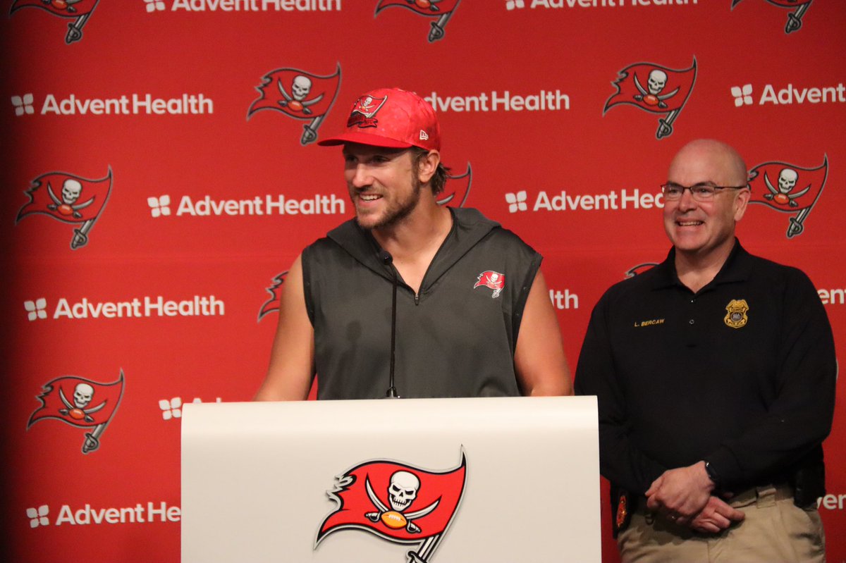 City of Tampa on Twitter "HEROES! 👏 When a helicopter crashed in the