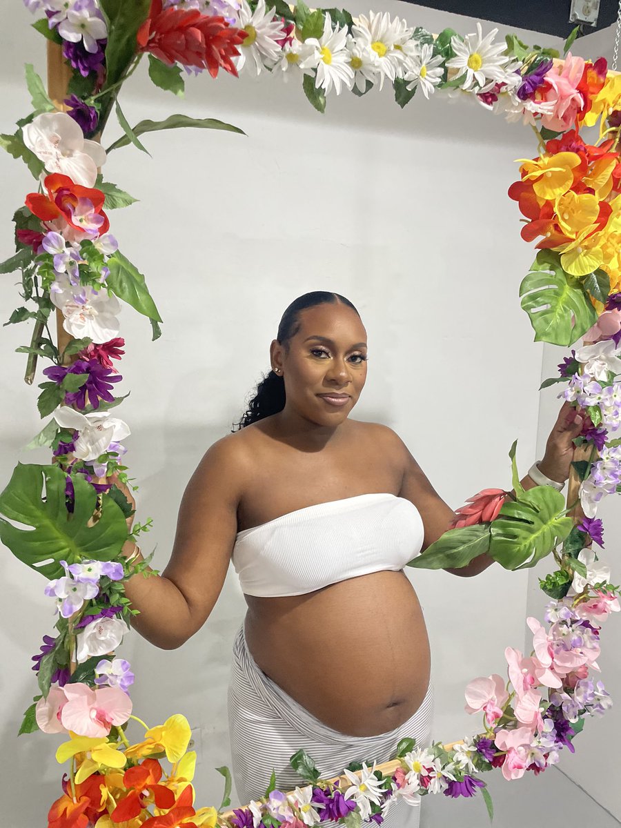 NaturallyRichae's tweet photo. Excited for 2023 and beyond 🥰🙏🏽💛#babyglow #baby2023 #momtobe https://t.co/5396QtIlMj
