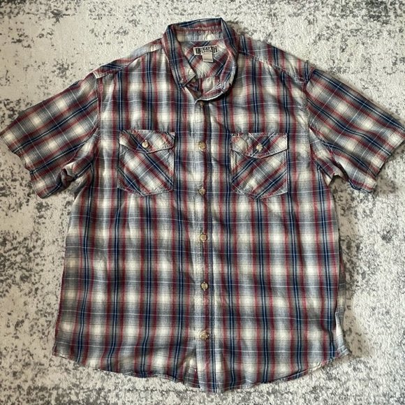 donnahoffman430's tweet photo. So good I had to share! Check out all the items I'm loving on @Poshmarkapp #poshmark #fashion #style #shopmycloset #duluthtradingco: https://t.co/fBfMfvbBZU https://t.co/VhgMivdh5z