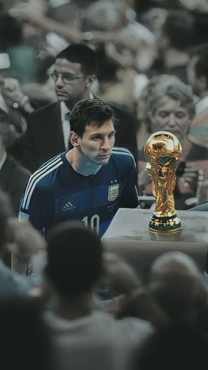 Devarsh42655151's tweet photo. The good thing about 2022  was : This pic doesn't hurt anymore.   #Messi𓃵 #Argentina #2022
#2023
And we have witnessed the greatest World Cup final in history.
#ArgentinaVsFrance #FIFAWorldCup #FIFAWorldCupQatar2022 https://t.co/RBZfQLfwr2