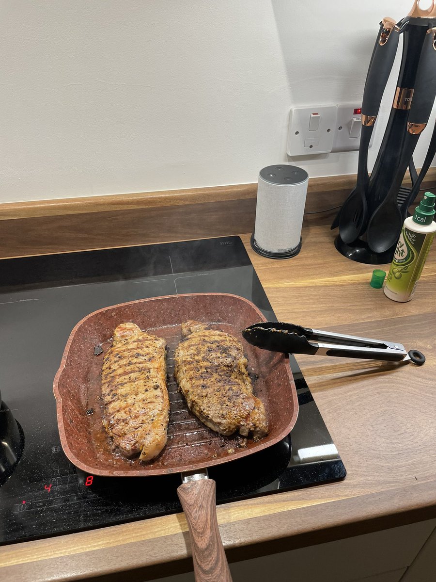 Cookening happening right now 🤤

…but I wonder what is playing on #Alexa right now? It could be #Imamy things 😏🎶🎵 🤣🤣