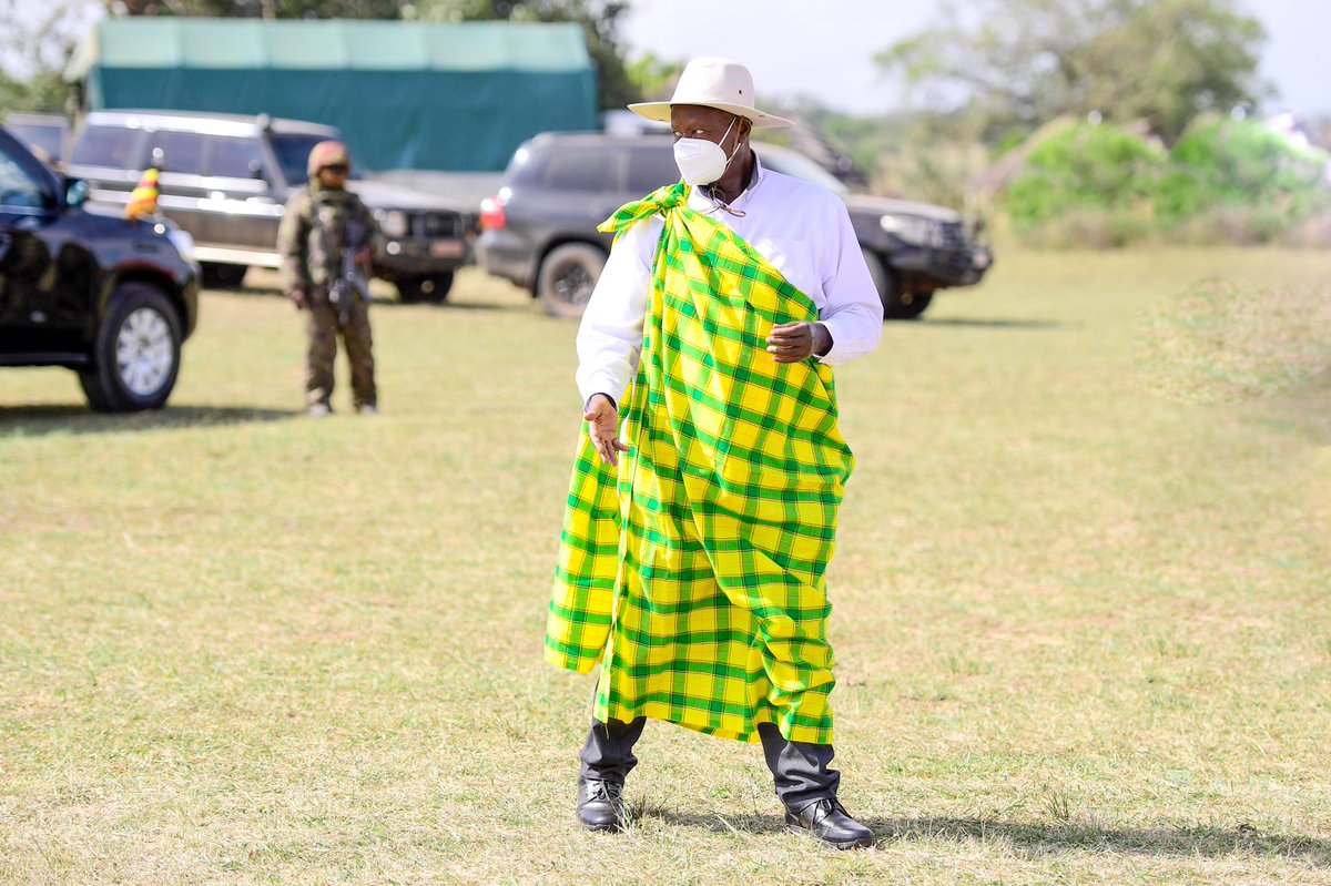 KagutaMuseveni's tweet photo. I was in Ongongoja, Katakwi District earlier today, joining the family of H.E @jessica_alupo in Thanksgiving and Silver Jubilee celebrations for Rev. Father Paul Benedict Francis Imalingat and Rev. Father Lawrence Immas Akepa. The two priests are brothers to H.E. Alupo. https://t.co/U101lA700I