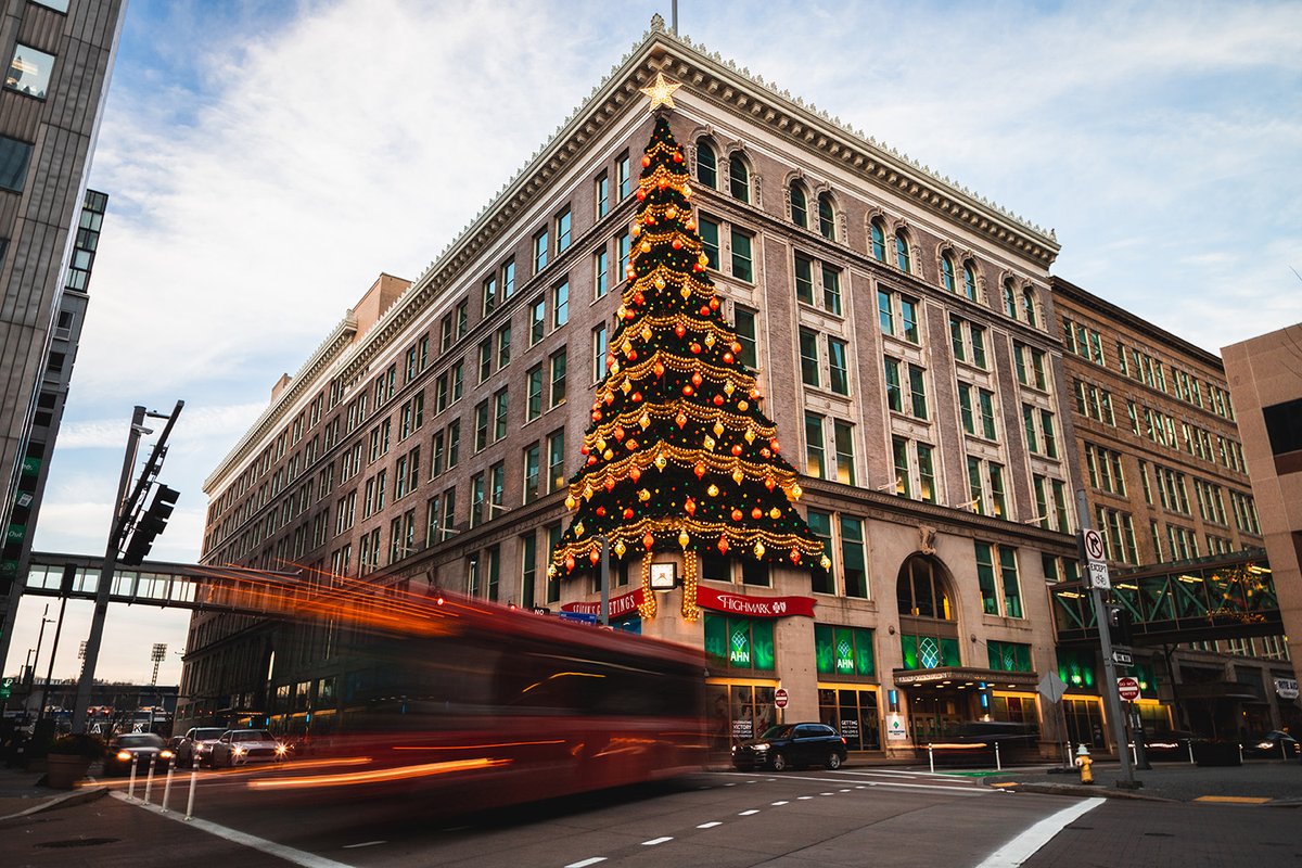 CulturalTrust's tweet photo. π @Highmark #FirstNightPGH is TOMORROW! Get ready for the Future of Pittsburgh ball to rise above Stanwix & Penn as @FromINEZwLove plays us into 2023. π€πΆπ Plan your night at https://t.co/hjrFtZacL4 https://t.co/1vPnxdvH24