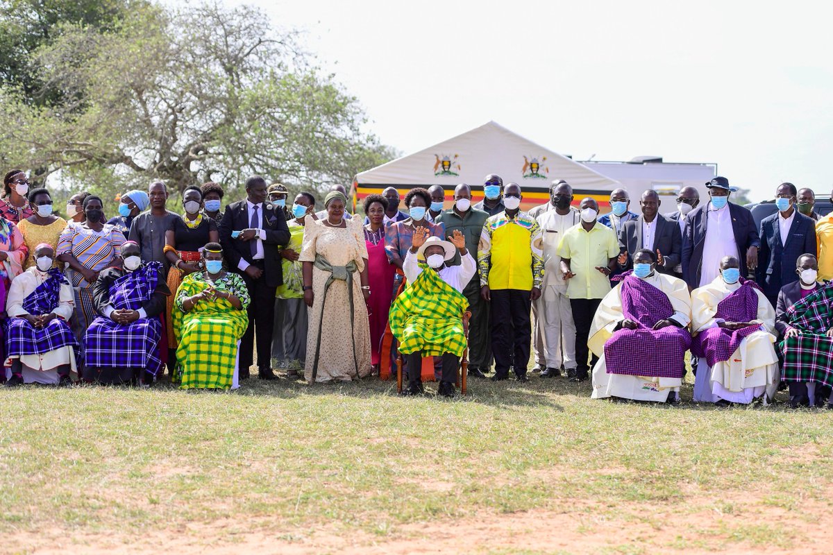 KagutaMuseveni's tweet photo. I was in Ongongoja, Katakwi District earlier today, joining the family of H.E @jessica_alupo in Thanksgiving and Silver Jubilee celebrations for Rev. Father Paul Benedict Francis Imalingat and Rev. Father Lawrence Immas Akepa. The two priests are brothers to H.E. Alupo. https://t.co/U101lA700I
