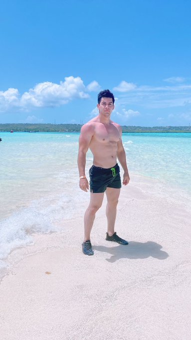 Watch Felipe Santoro's leaked NSFW photo on TwXstars