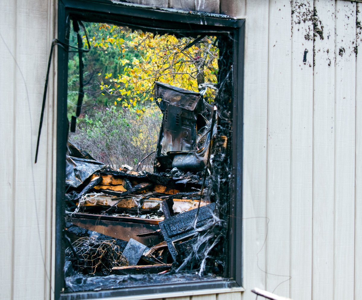 RedCross's tweet photo. When Sterling Molby watched his house go up in flames due to an outdoor grill fire that was fueled by a 30 mph wind, the @MNRedCross volunteer of 11 years didn’t hesitate to call the Red Cross. Tap here to learn more about the help he received ➡️ https://t.co/dKCZXoOM7l https://t.co/6MHLlkiCtj