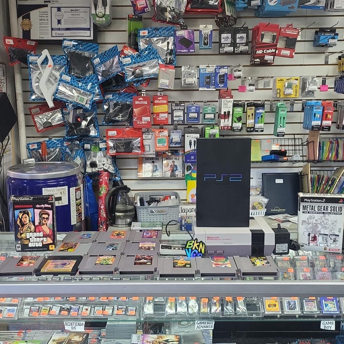 bklynvideogames's tweet photo. Great Weather = Great Trade in today ๐ฅ๐ฅ๐ฅ๐ฅ
#nes #nesconsole #nesgames #nintendo #ps2 #ps2console #playstation #retrogaming #retroshop #brooklynvideogames #bvg https://t.co/KmNUAOd7ds