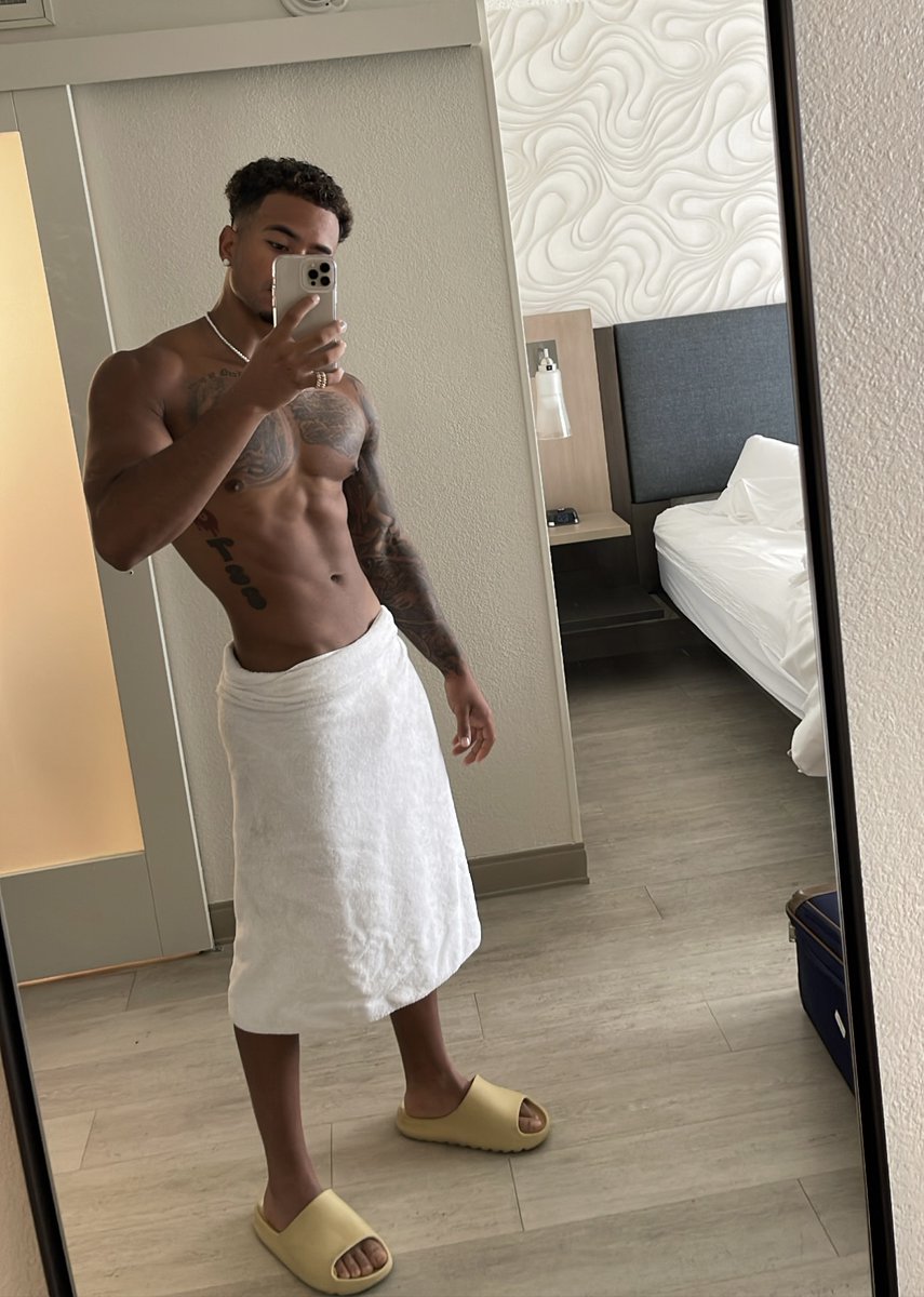 hyperflight26's tweet image. when should I drop it?